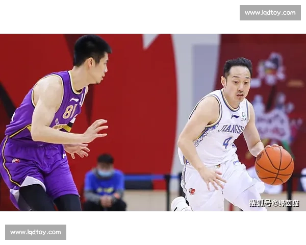 孙杨跨界解说世俱杯自曝皇马情怀 争议言论引热议