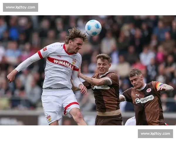 拜仁 4000 万欧报价沃尔特马德，多特曼城虎视眈眈